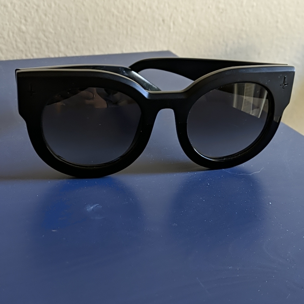 Valley eyewear A Dead Coffin Club